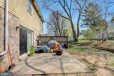 920 E Oak St, Palmyra, PA 17078 - photo 7