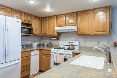 1817ParksideDr(6of13)