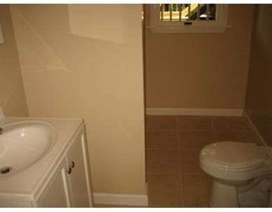 43 Blossom St unit 45, Chelsea, MA 02150 - photo 6