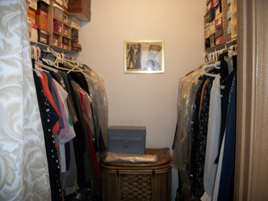 18033 Vista Dr unit 18033, Country Club Hills, IL 60478 - photo 2