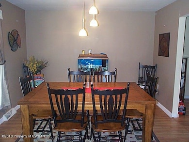 1 Creekside Dr, Shavertown, PA 18708 - photo 6
