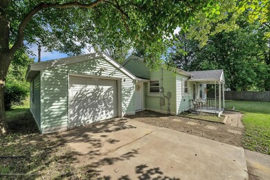 02-11799 W Jolly Rd-WindowStill-Rea