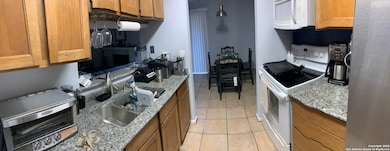 13018 Heimer Rd unit 506, San Antonio, TX 78216 - photo 7