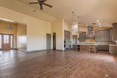 12826 S Greenview Way, Yuma, AZ 85365 - photo 6