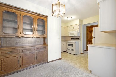 1054villageLn-5