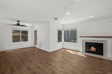 10525 Flora Verda Ct, Santee, CA 92071 - photo 4