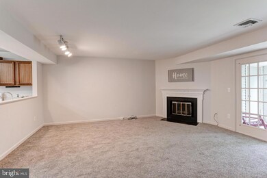 719 Cambridge Ct, Palmyra, PA 17078 - photo 5