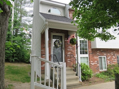 191 Tall Oaks Dr unit A, South Weymouth, MA 02190 - photo 2