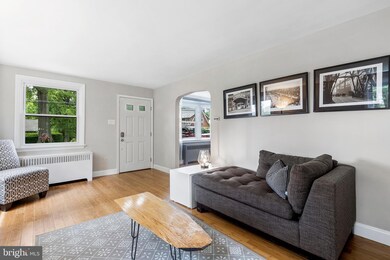 837 Delmont Dr, Wynnewood, PA 19096 - photo 4