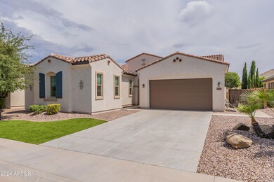 933 E Horseshoe Place, Chandler, AZ 85249 - photo 2