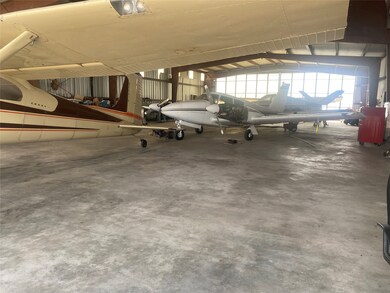 8802 Belcher Rd, Manvel, TX 77578 - photo 7