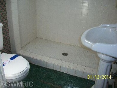 408 Enterprise St, Sturgis, MI 49091 - photo 7