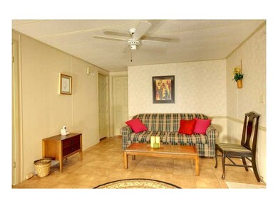 1426 Gardenia Dr, Sebastian, FL 32976 - photo 2