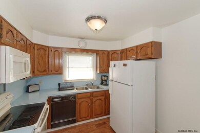 238 Whitehall Rd, Albany, NY 12209 - photo 2