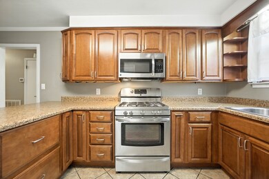 2153 Blakemore Dr, Clarksville, TN 37040 - photo 7