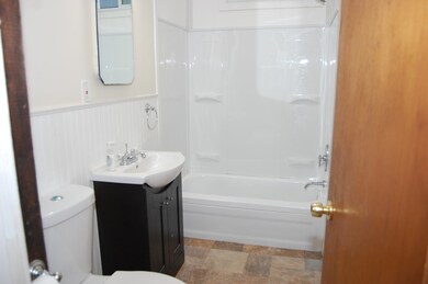 233-235 Bailey St, Lawrence, MA 01843 - photo 6