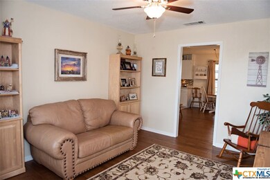 201 Friendship Ln, Temple, TX 76501 - photo 3