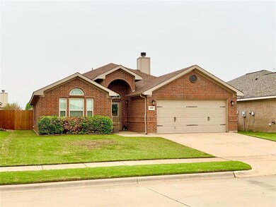 4208 Beryl Ln, Granbury, TX 76049 - photo 2
