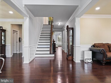 23284 Evergreen Ridge Dr, Ashburn, VA 20148 - photo 4