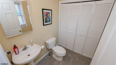 1402 Roberts Ave, Somers Point, NJ 08244 - photo 5