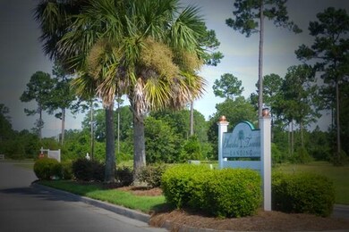 MAINTAINED ENTRANCE, ROADS, LIGHTING & MORE