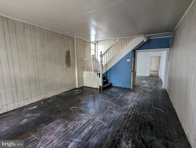 719 E 41st St, Baltimore, MD 21218 - photo 2