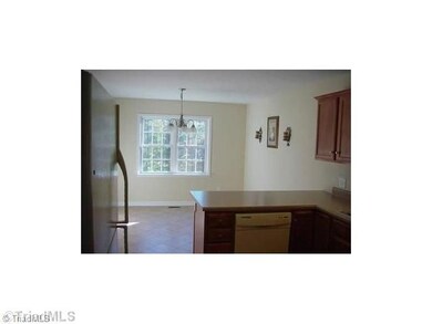 2506 Glade Rd, Asheboro, NC 27205 - photo 6