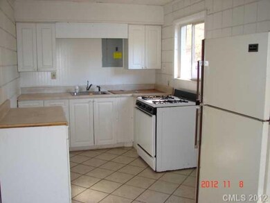 102 Clegg St unit 104, Statesville, NC 28677 - photo 4