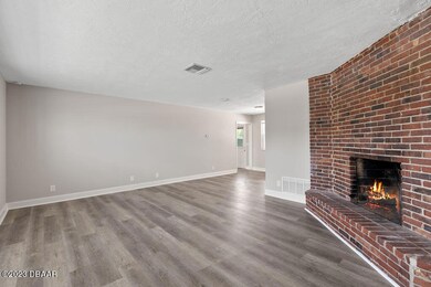 367 Fordham Dr, Daytona Beach, FL 32118 - photo 5