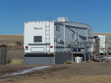 RV - FULL HOOK UP AND METER