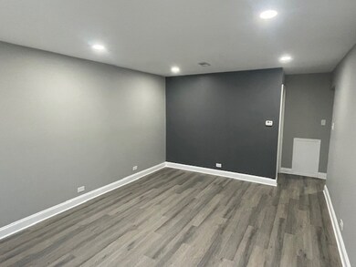 417 Hickory St unit 2, Chicago Heights, IL 60411 - photo 4