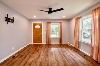 82 S 9th Ave, Beech Grove, IN 46107 - photo 7