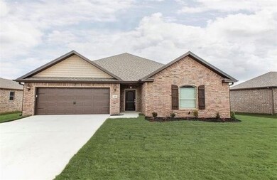 420 Captain Stockton St, Prairie Grove, AR 72753 - photo 2