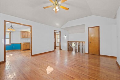 1124 N Ponca Dr, Independence, MO 64056 - photo 7