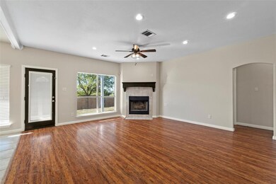 605 Elizabeth Place, Weatherford, TX 76086 - photo 5