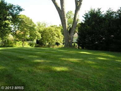 5314 Manorfield Rd, Rockville, MD 20853 - photo 3