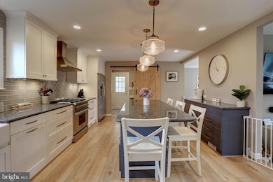 3991 Robin Hood Way, Sykesville, MD 21784 - photo 4