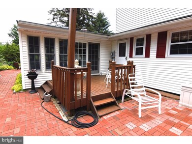 5075 Meadow Ln, Mohnton, PA 19540 - photo 3