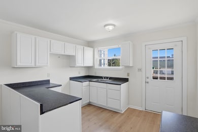 319 W Water St, Dover, DE 19904 - photo 7