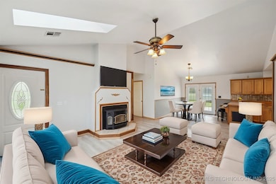 33 Haleys Dr, Adair, OK 74330 - photo 7