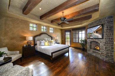 013_Master Bedroom
