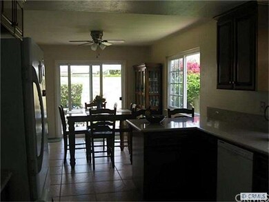 Kitchen/Dining Combo