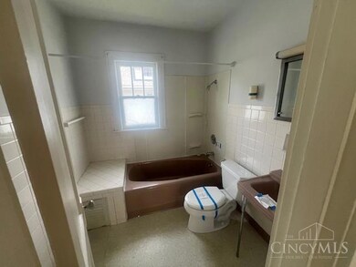 2211 Erie Ave, Middletown, OH 45042 - photo 7