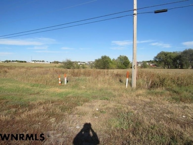 806 W 36th St, Scottsbluff, NE 69361 - photo 3