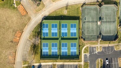 388 Club Ct, Bowling Green, KY 42103 - photo 5