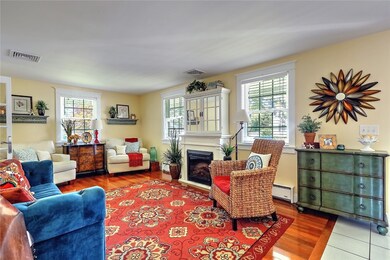 18 Taddy Ave, Warren, RI 02885 - photo 4