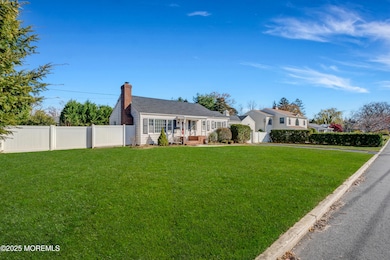 67 Victoria Place, Red Bank, NJ 07701 - photo 4