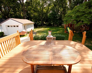 595 Holmdel Road