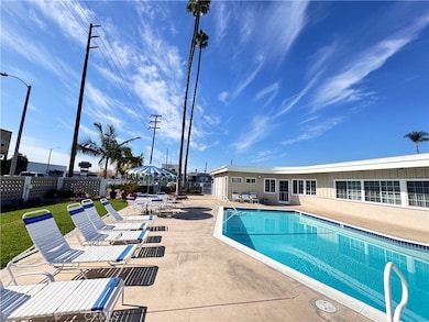 16949 S Western Ave unit 29B, Gardena, CA 90247 - photo 2