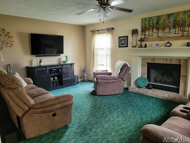 5756 Clover Ridge Dr, Lima, OH 45807 - photo 3